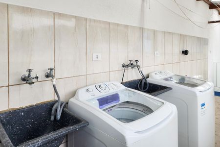 Casa à venda com 204m², 3 quartos e 2 vagasÁrea de Serviço 