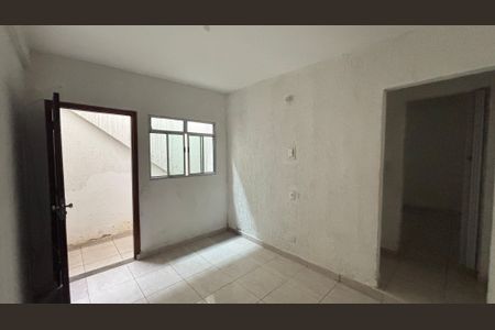 Sala de casa para alugar com 1 quarto, 40m² em Vila Palmares, Santo André