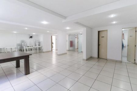 Apartamento para alugar com 55m², 2 quartos e 1 vaga Apartamento para alugar com 55m², 2 quartos e 1 vagaSalão de Festas