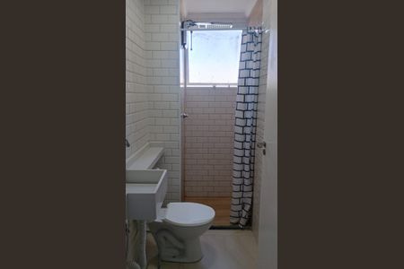 Banheiro Social de apartamento para alugar com 2 quartos, 41m² em Jardim D’abril, São Paulo