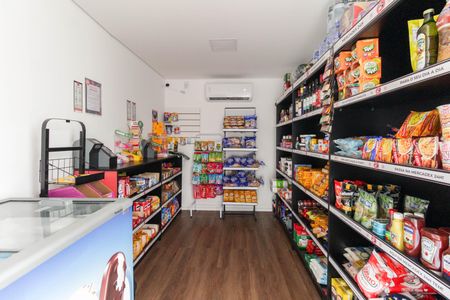 Apartamento à venda com 44m², 2 quartos e 1 vagaMercadinho