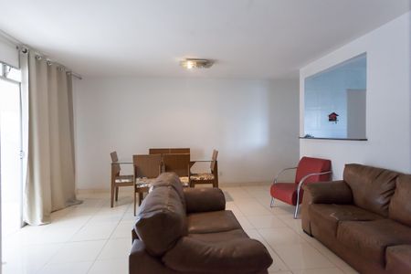 sala de apartamento para alugar com 4 quartos, 100m² em Buritis, Belo Horizonte