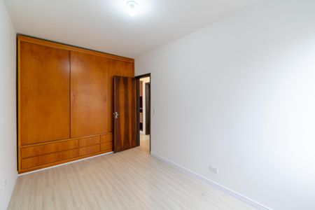 Quarto 1 de apartamento para alugar com 2 quartos, 70m² em Vila Alexandria, São Paulo