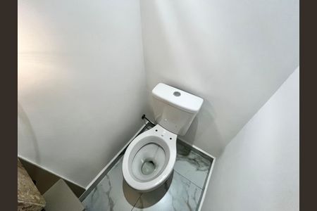 Casa de condomínio para alugar com 192m², 3 quartos e 2 vagas Casa de condomínio para alugar com 192m², 3 quartos e 2 vagasLavabo