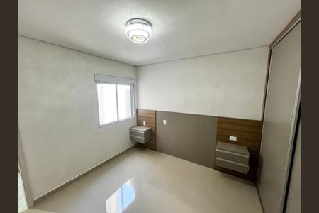 Casa de condomínio para alugar com 192m², 3 quartos e 2 vagas Casa de condomínio para alugar com 192m², 3 quartos e 2 vagasSuíte