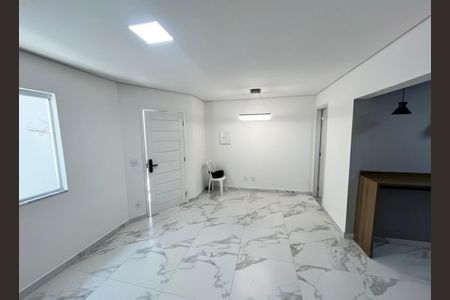 Sala de casa de condomínio para alugar com 3 quartos, 192m² em Jardim Santa Ines, São Paulo
