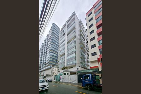 Apartamento para alugar com 72m², 2 quartos e 2 vagas Apartamento para alugar com 72m², 2 quartos e 2 vagasFachada