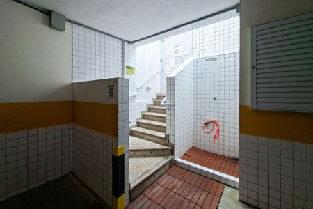 Apartamento para alugar com 72m², 2 quartos e 2 vagas Apartamento para alugar com 72m², 2 quartos e 2 vagasLava pés