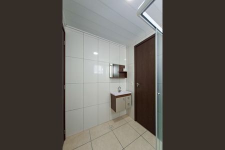 Apartamento para alugar com 72m², 2 quartos e 2 vagas Apartamento para alugar com 72m², 2 quartos e 2 vagasBanheiro das suítes 1 e 2