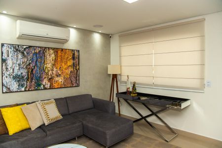 Sala de casa de condomínio à venda com 3 quartos, 100m² em Santo Amaro, São Paulo