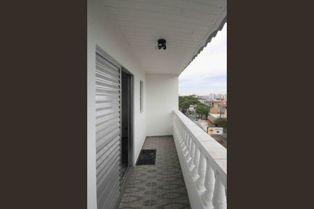 Varanda de casa para alugar com 3 quartos, 100m² em Jardim Santa Teresinha, São Paulo