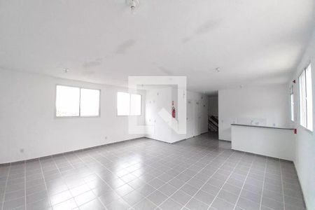 Apartamento para alugar com 39m², 2 quartos e 1 vaga Apartamento para alugar com 39m², 2 quartos e 1 vagaÁrea comum - Salão de festas