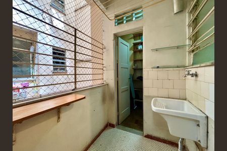 Apartamento à venda com 75m², 2 quartos e sem vagaÁrea de serviço