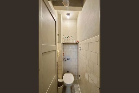 Apartamento à venda com 75m², 2 quartos e sem vagaÁrea de serviço - banheiro