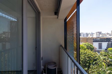 Varanda de kitnet/studio à venda com 1 quarto, 22m² em Indianópolis, São Paulo