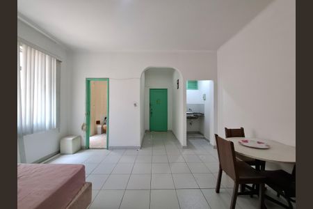Sala/Quarto  de apartamento à venda com 1 quarto, 33m² em Centro, Rio de Janeiro