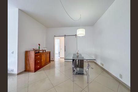 Apartamento à venda com 117m², 3 quartos e 1 vaga