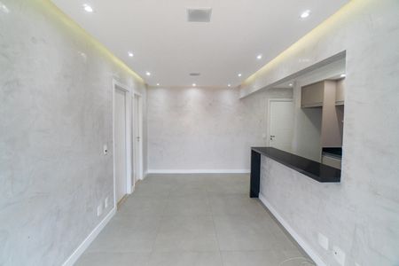 Sala de apartamento para alugar com 1 quarto, 50m² em Vila Alexandria, São Paulo