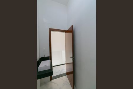 Casa à venda com 196m², 3 quartos e 4 vagasBanheiro