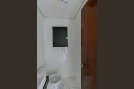 Casa à venda com 196m², 3 quartos e 4 vagasBanheiro