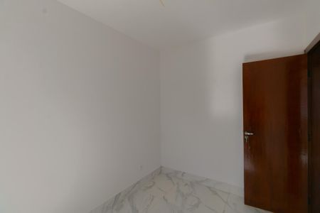 Casa à venda com 196m², 3 quartos e 4 vagasQuarto 2