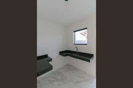 Casa à venda com 120m², 2 quartos e 2 vagas