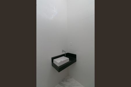 Casa à venda com 120m², 2 quartos e 2 vagas