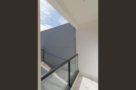 Casa à venda com 120m², 2 quartos e 2 vagas