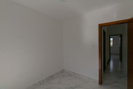 Casa à venda com 120m², 2 quartos e 2 vagas