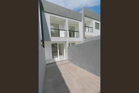 Casa à venda com 114m², 2 quartos e 2 vagasGaragem