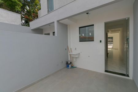 Casa à venda com 114m², 2 quartos e 2 vagasÁrea de Serviço