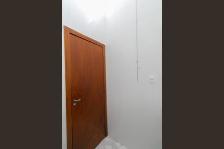 Casa à venda com 114m², 2 quartos e 2 vagasBanheiro Social