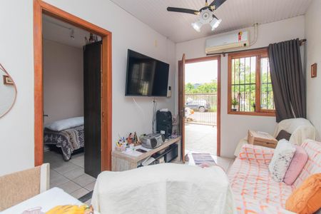 Sala de casa à venda com 2 quartos, 62m² em Hípica, Porto Alegre