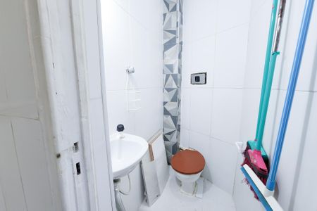 Apartamento à venda com 69m², 3 quartos e sem vaga Apartamento à venda com 69m², 3 quartos e sem vagaBanheiro 2