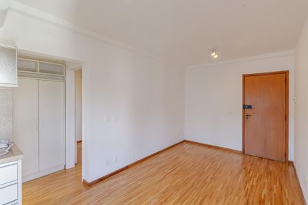 Sala de apartamento à venda com 1 quarto, 36m² em Vila Nova Conceição, São Paulo
