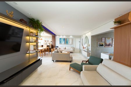 Sala de apartamento para alugar com 4 quartos, 150m² em Buritis, Belo Horizonte