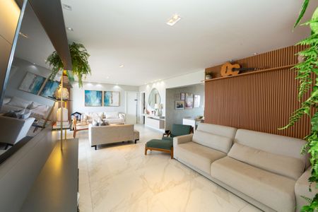 Sala de apartamento para alugar com 4 quartos, 150m² em Buritis, Belo Horizonte