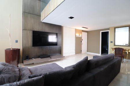 Sala de apartamento para alugar com 1 quarto, 100m² em Osvaldo Rezende, Uberlândia