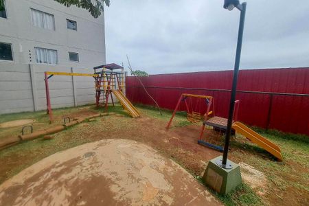 Apartamento à venda com 42m², 2 quartos e sem vaga Apartamento à venda com 42m², 2 quartos e sem vagaÁrea comum - Playground