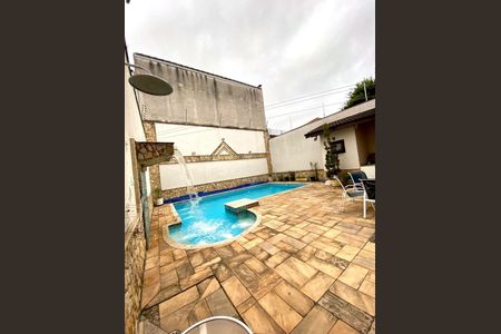 Casa à venda com 380m², 4 quartos e 6 vagas