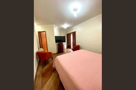 Casa à venda com 380m², 4 quartos e 6 vagas