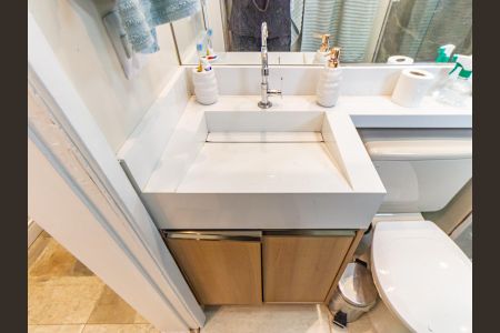 Apartamento à venda com 57m², 2 quartos e 1 vaga Apartamento à venda com 57m², 2 quartos e 1 vagaBanheiro