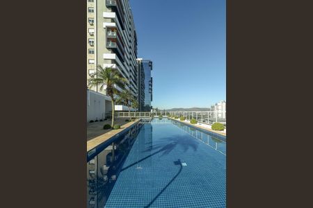 Apartamento para alugar com 80m², 2 quartos e 2 vagas Apartamento para alugar com 80m², 2 quartos e 2 vagasÁrea comum - Piscina