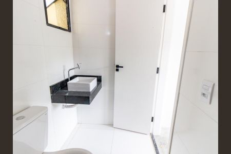 Apartamento à venda com 32m², 2 quartos e sem vaga Apartamento à venda com 32m², 2 quartos e sem vagaBanheiro