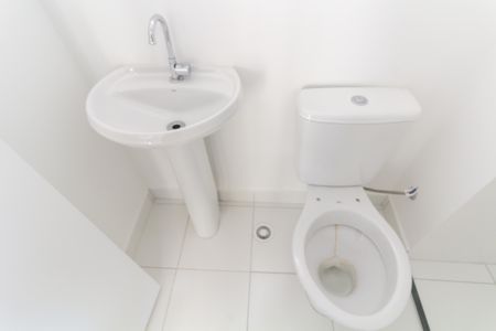 Apartamento para alugar com 36m², 2 quartos e sem vaga Apartamento para alugar com 36m², 2 quartos e sem vagaBanheiro Social