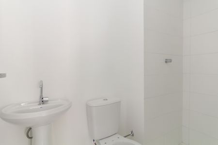 Apartamento para alugar com 36m², 2 quartos e sem vaga Apartamento para alugar com 36m², 2 quartos e sem vagaBanheiro Social