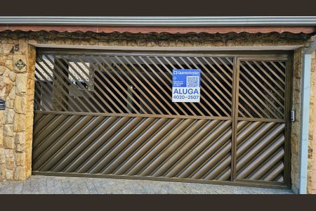 Casa para alugar com 270m², 4 quartos e 3 vagas Casa para alugar com 270m², 4 quartos e 3 vagasFachada + Placa