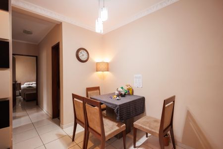 Sala de apartamento para alugar com 3 quartos, 75m² em Parque São Luís, Taubaté