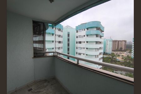 Apartamento à venda com 77m², 2 quartos e 1 vaga Apartamento à venda com 77m², 2 quartos e 1 vagaVaranda da Sala