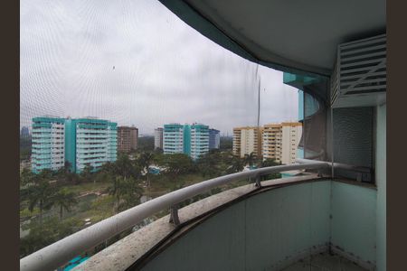 Apartamento à venda com 77m², 2 quartos e 1 vaga Apartamento à venda com 77m², 2 quartos e 1 vagaVaranda do Quarto